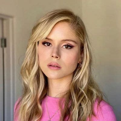 erin moriarty ethnicity|Erin Moriartys Net Worth, Ethnicity, and Her Role as Starlight in。